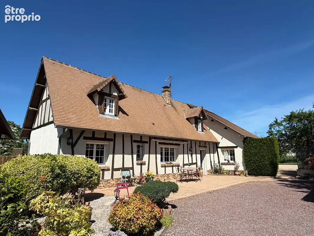 Maison à AVRILLY