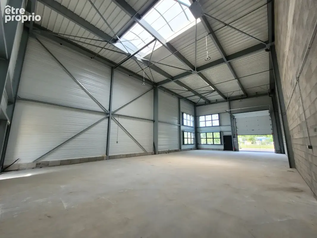 Local de stockage 200 m2 neuf - photo 4