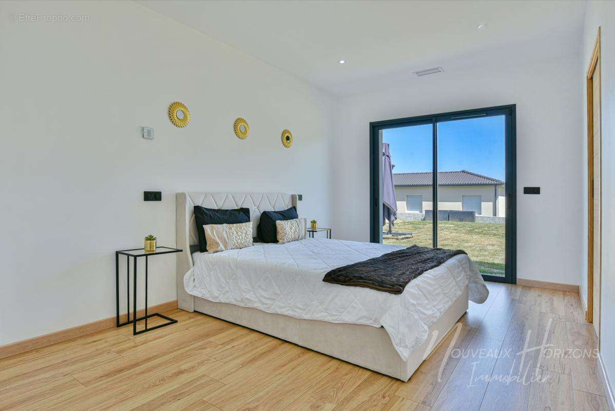 Maison 157 m² à Saint-Maurice-Les-Brousses  - photo 10