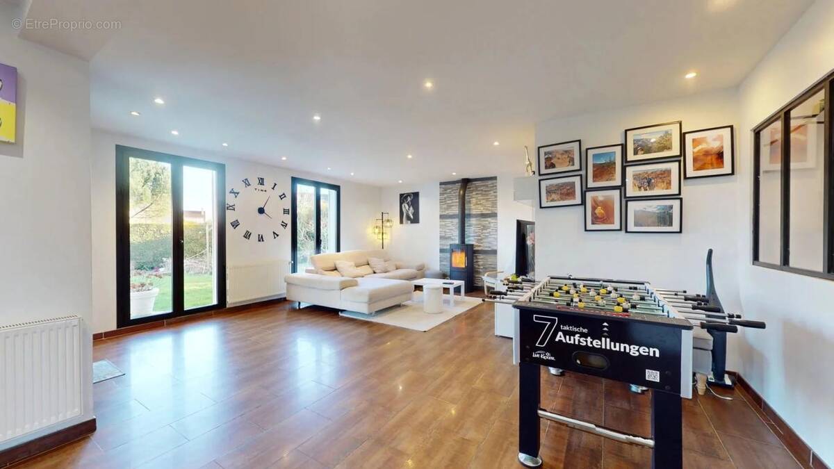 Maison à LES LOGES-EN-JOSAS