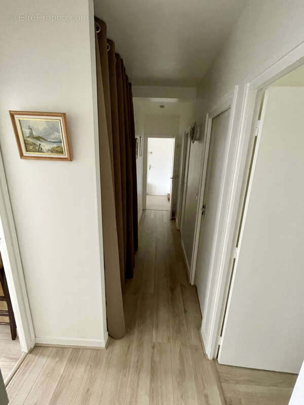 Appartement à BURES-SUR-YVETTE