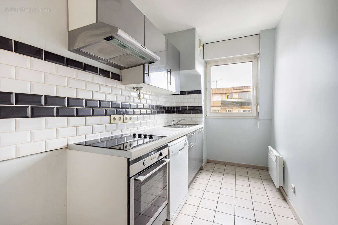 Appartement à LEVALLOIS-PERRET