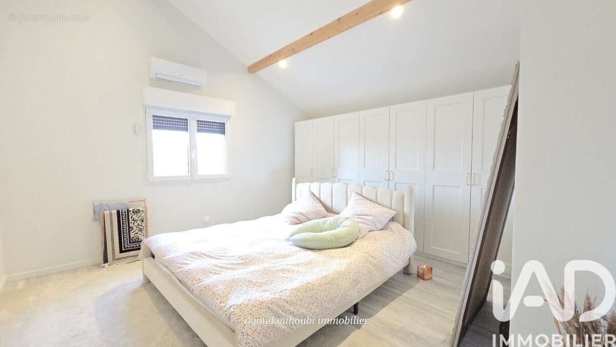 Photo 8 - Maison à VILLENEUVE-LE-ROI