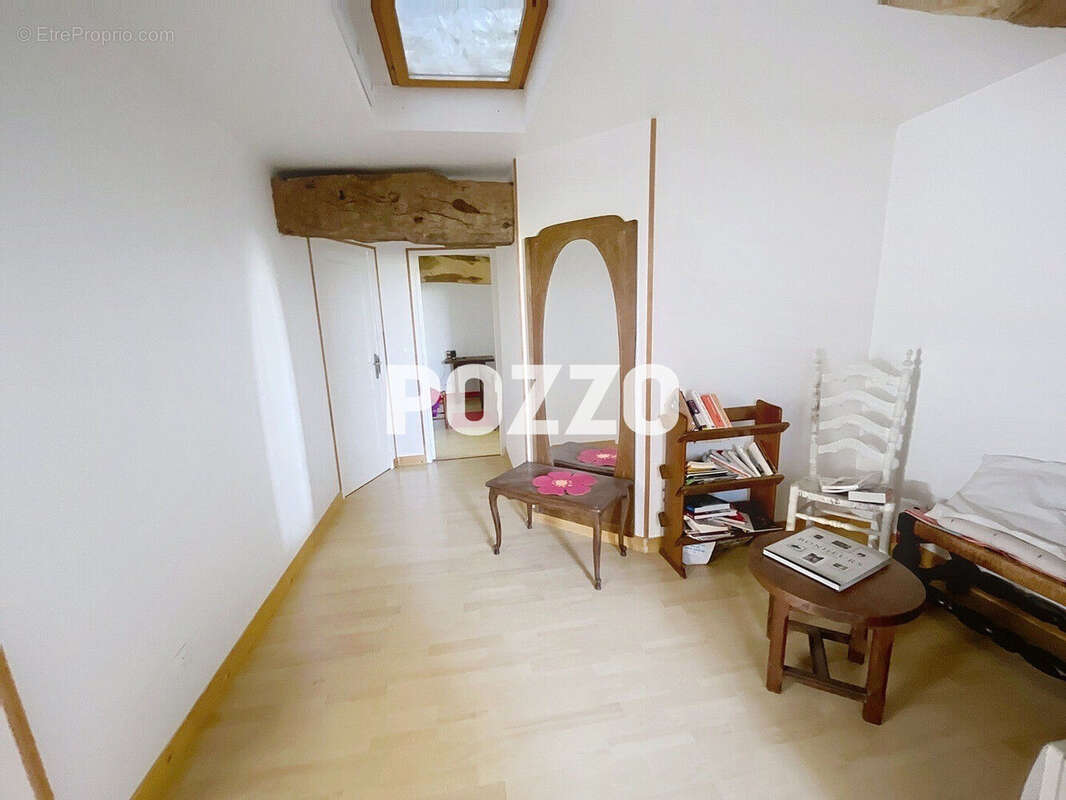 NOUVEAU à vendre Propriété comprenant deux maisons à  SAINT-EBREMOND-DE-BONFOSSÉ - photo 9