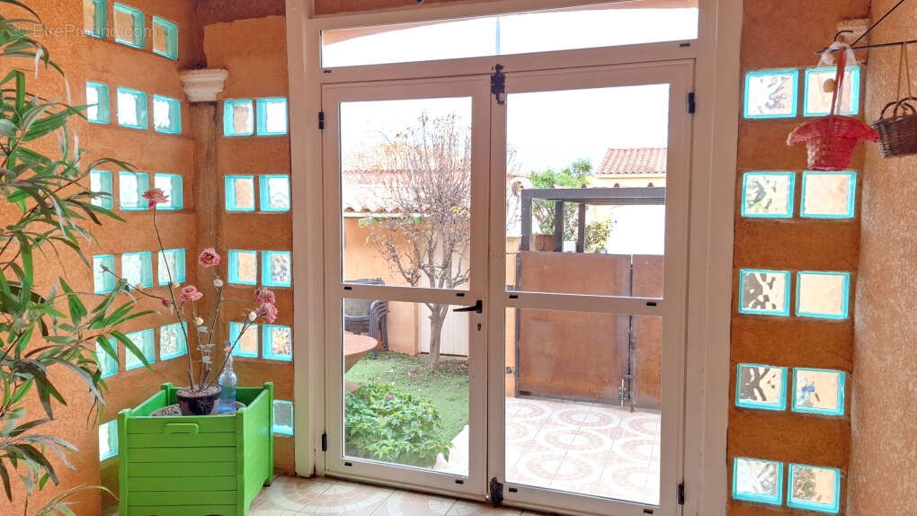 Maison à SAINT-GILLES