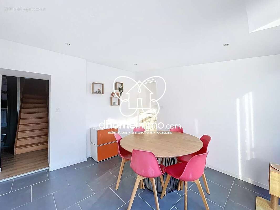 Maison à RAIMBEAUCOURT