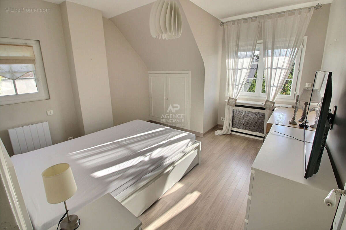 Maison à VERNOUILLET