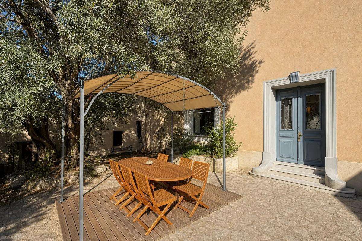 Appartement à LOUPIAN