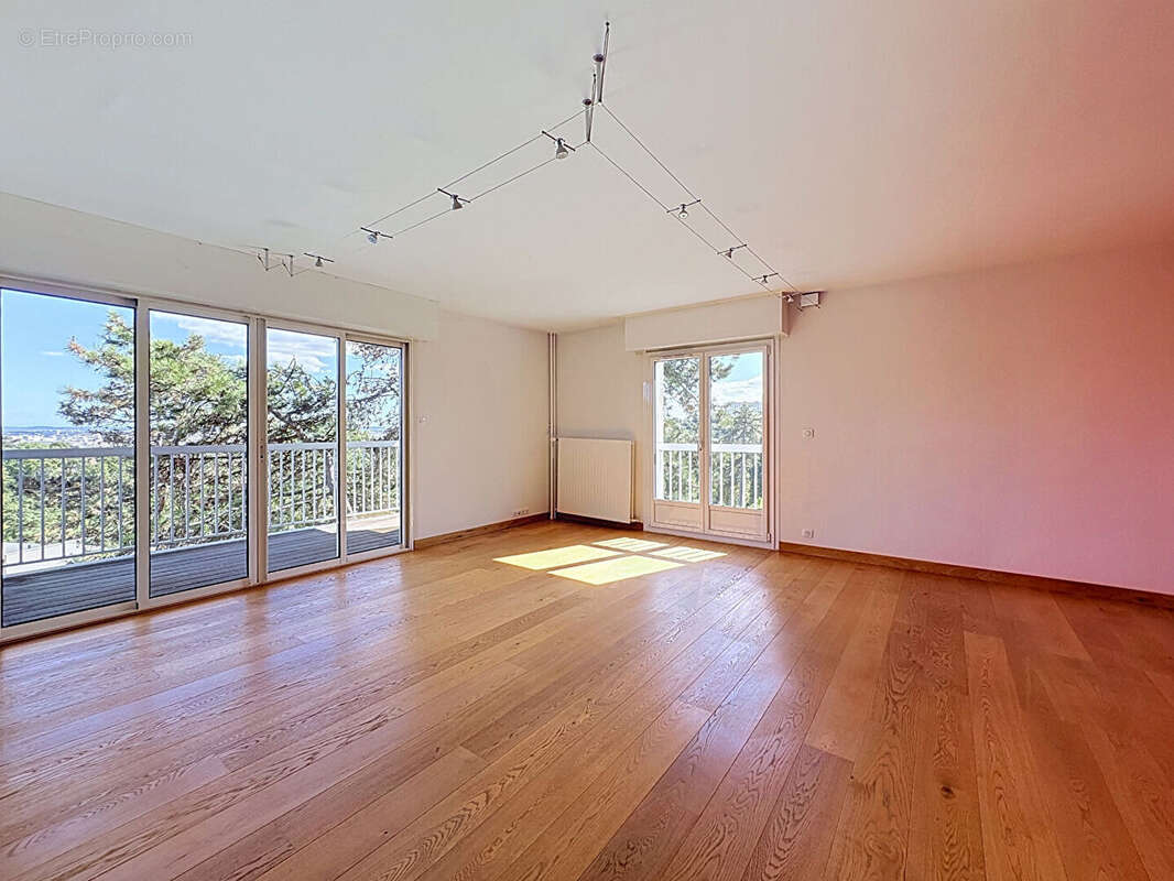 A VENDRE Appartement Caluire Et Cuire 4 pièces 95 m2 - photo 2