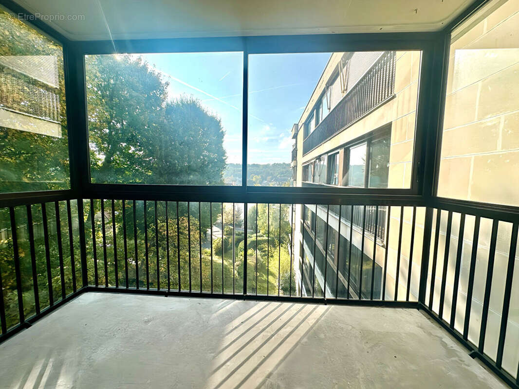 Appartement à JOUY-EN-JOSAS