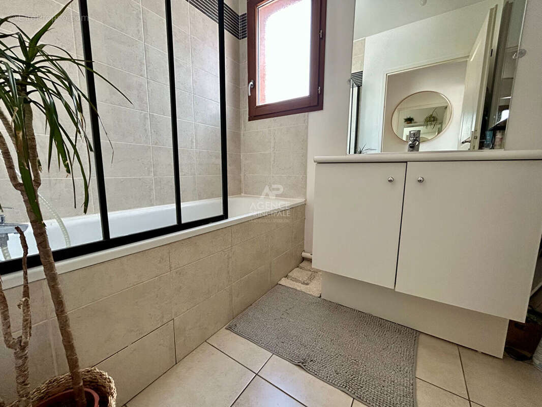 Appartement à CARRIERES-SOUS-POISSY