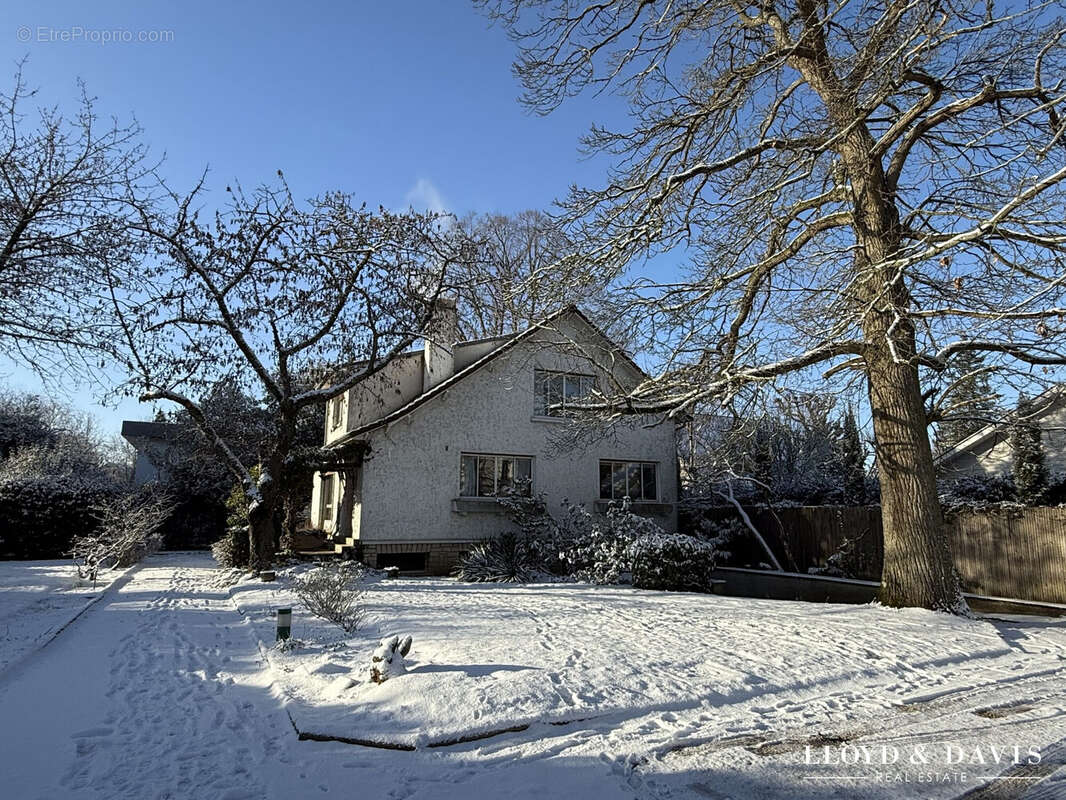 Maison à VAUCRESSON