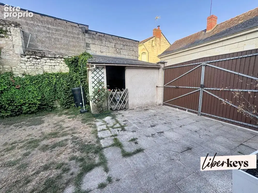 Maison de caractère rénovée de 207 m² avec jardin, garage et panneaux solaires – Neuillé - photo 18