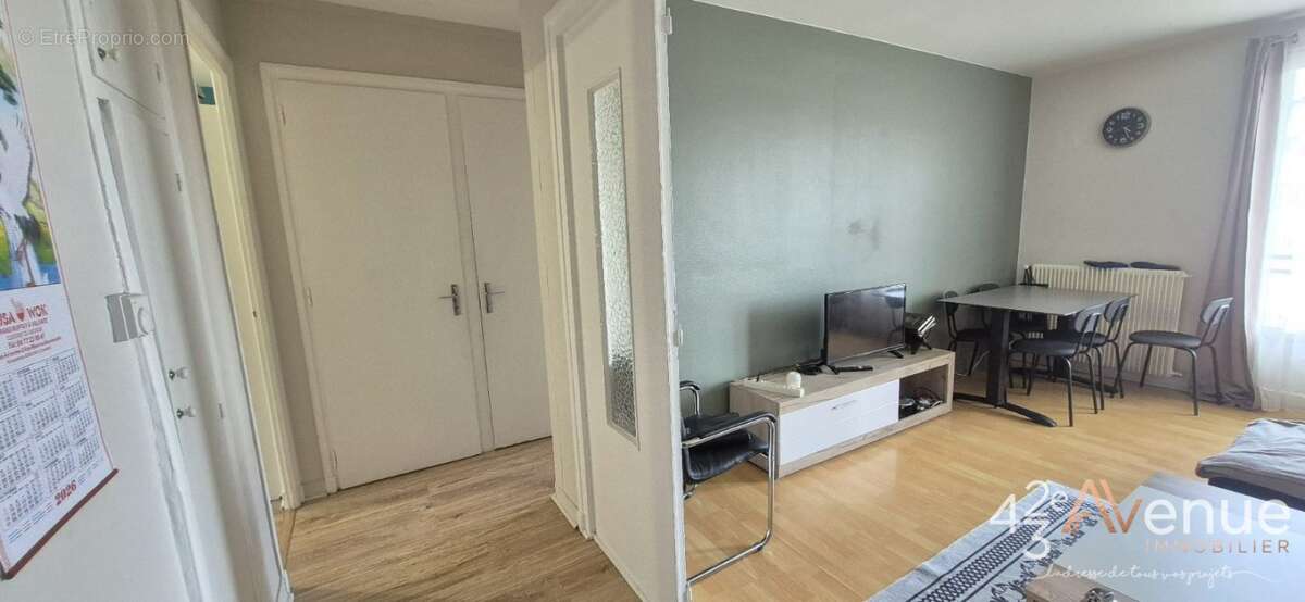 Appartement à SAINT-ETIENNE