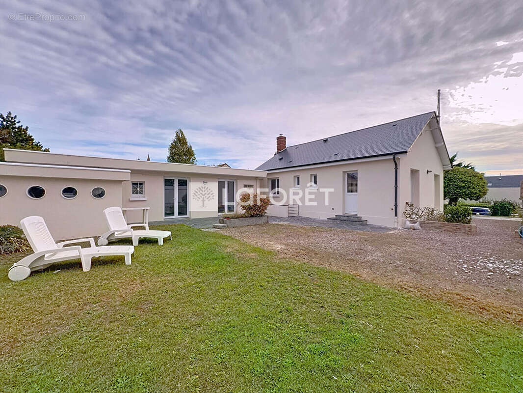 Maison à OUISTREHAM