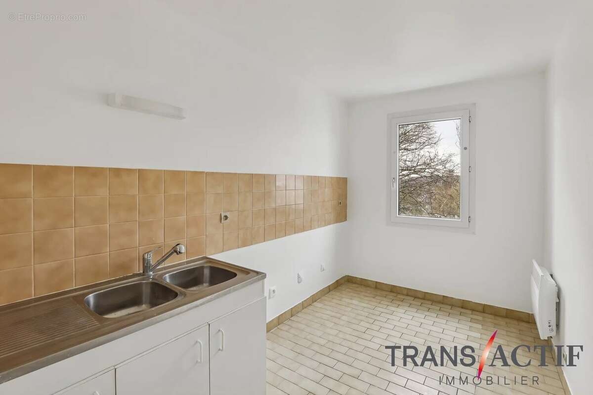 Appartement à ATHIS-MONS