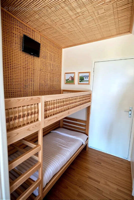 Appartement à SAINT-CYR-SUR-MER