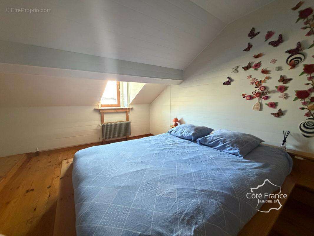 Magnifique maison en pierre de taille   Charme atypique et b - photo 17