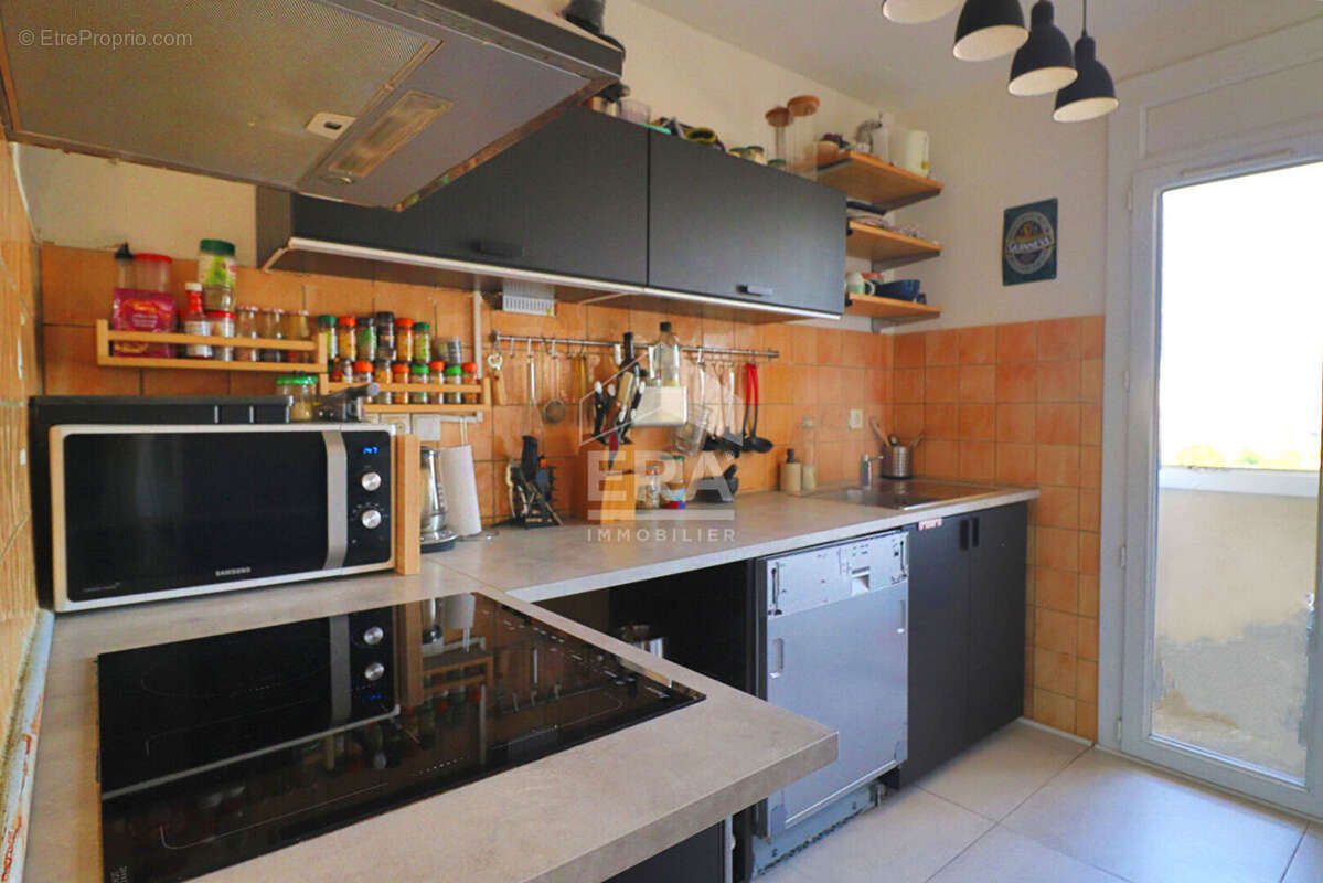 Appartement à MARSEILLE-10E