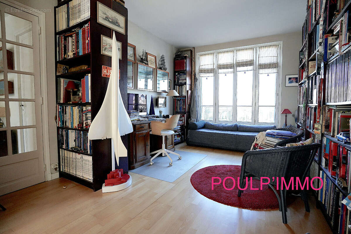 Appartement à LA CELLE-SAINT-CLOUD