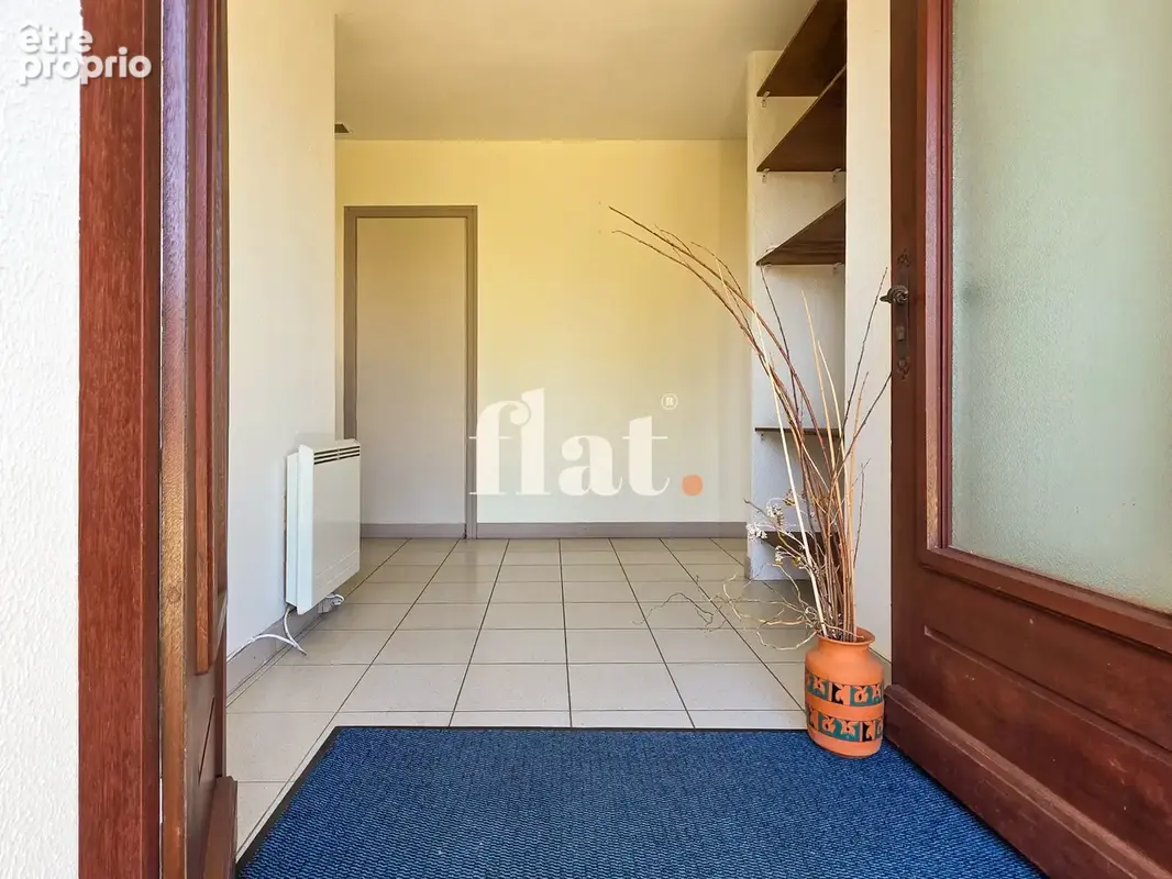 Saint-julien   maison 190 m2 utiles - 140 m2 hab garages - atelier - indépendant - photo 5