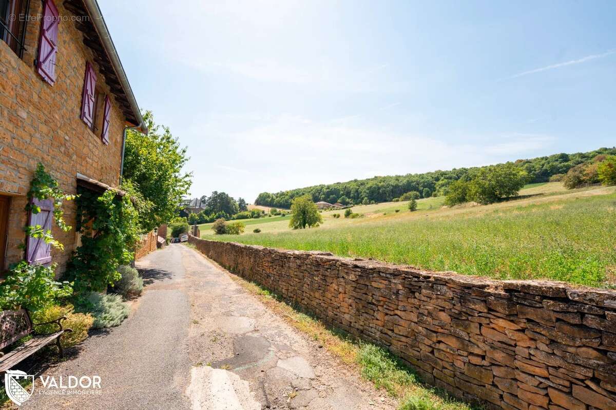 Maison à COGNY