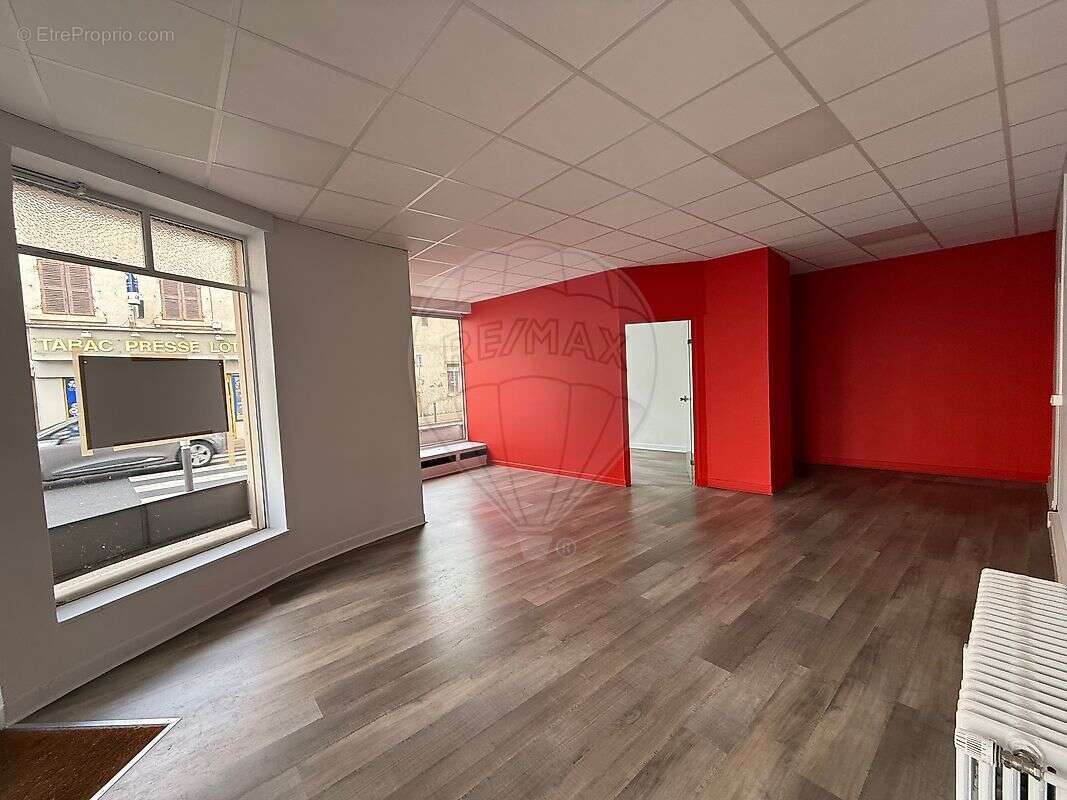 Autre à VILLEFRANCHE-SUR-SAONE