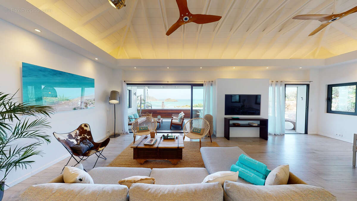 Maison à CAPESTERRE-BELLE-EAU