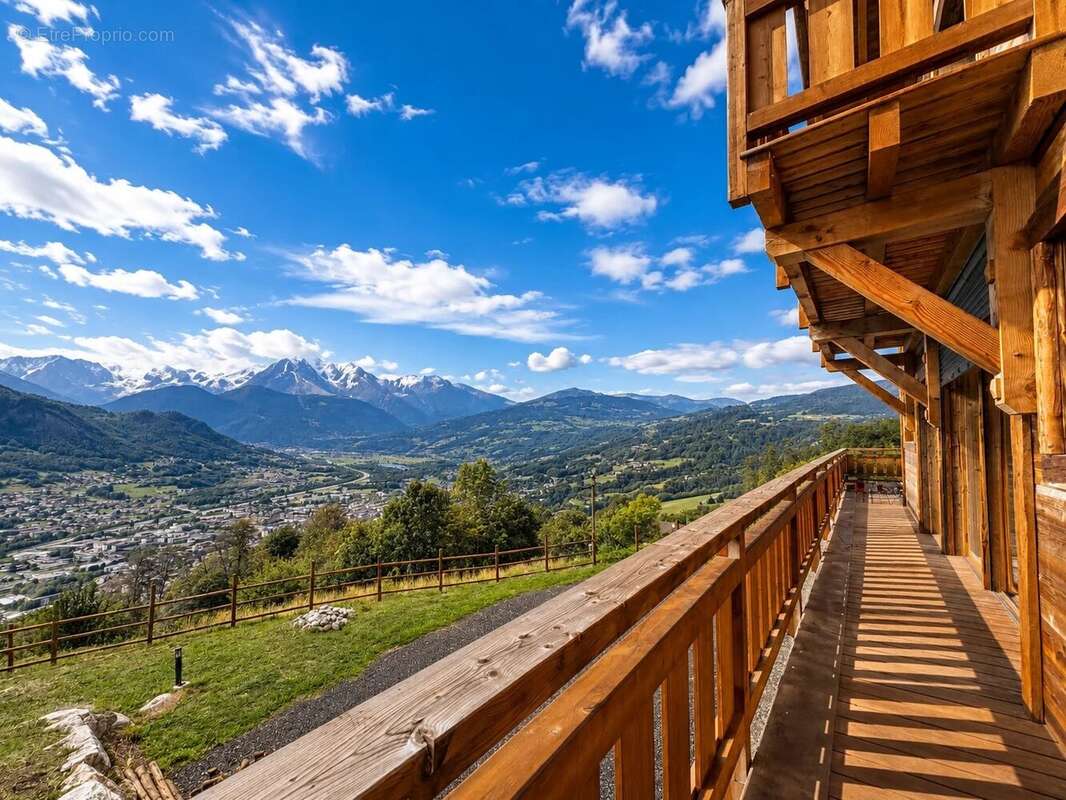Chalet d'exception – Vue panoramique sur le Mont-Blanc – Prestations haut de gamme - photo 3