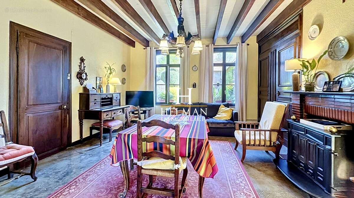 Maison à RENESCURE