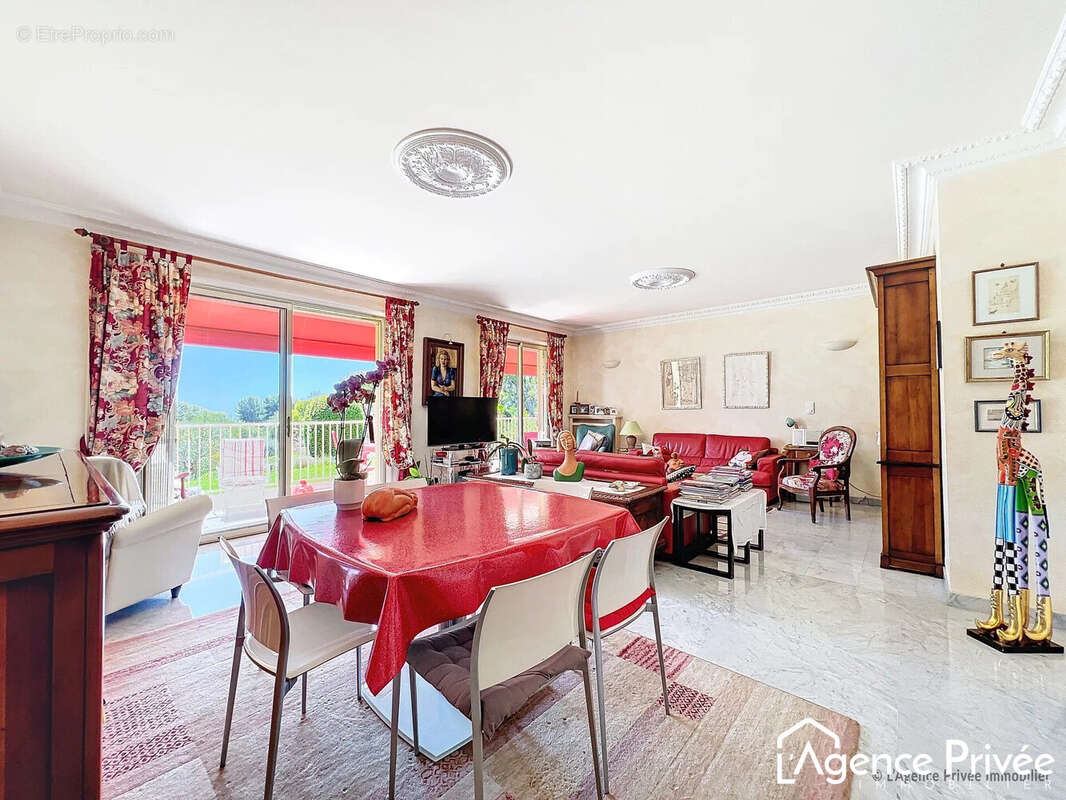 Appartement à CAGNES-SUR-MER