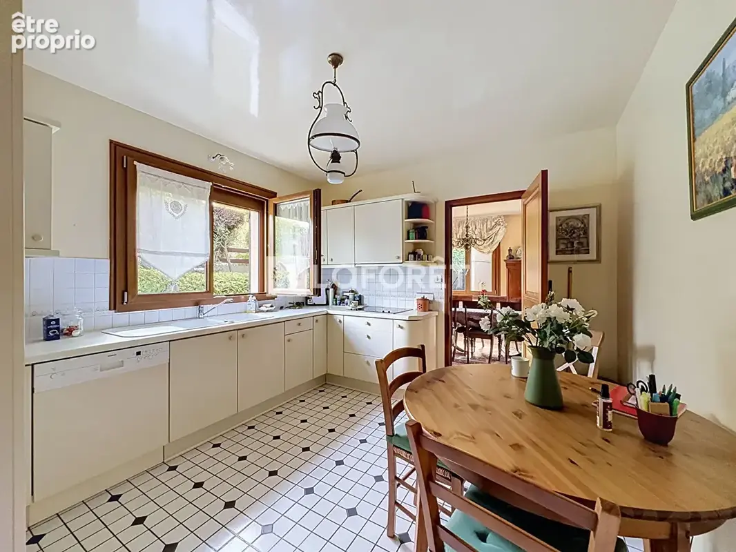 Le Pecq - Domaine de Grandchamp - Maison familiale 170 m² sur terrain clos de 960 m² - photo 12
