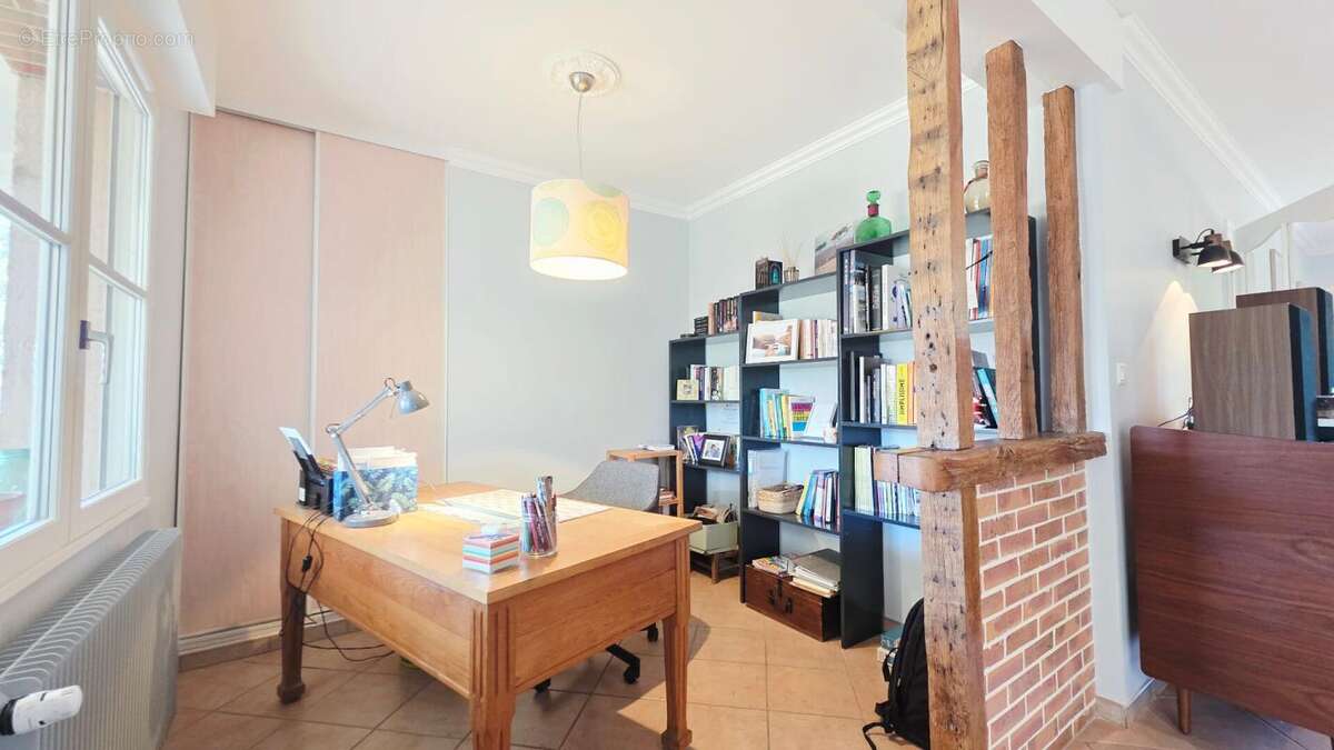 Trouy maison 7 pieces sous-sol garage jardin - photo 6