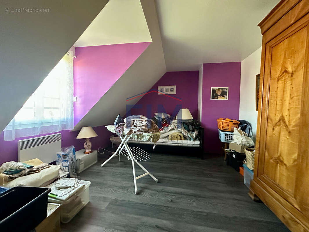 Maison à NEUFCHATEL-EN-BRAY