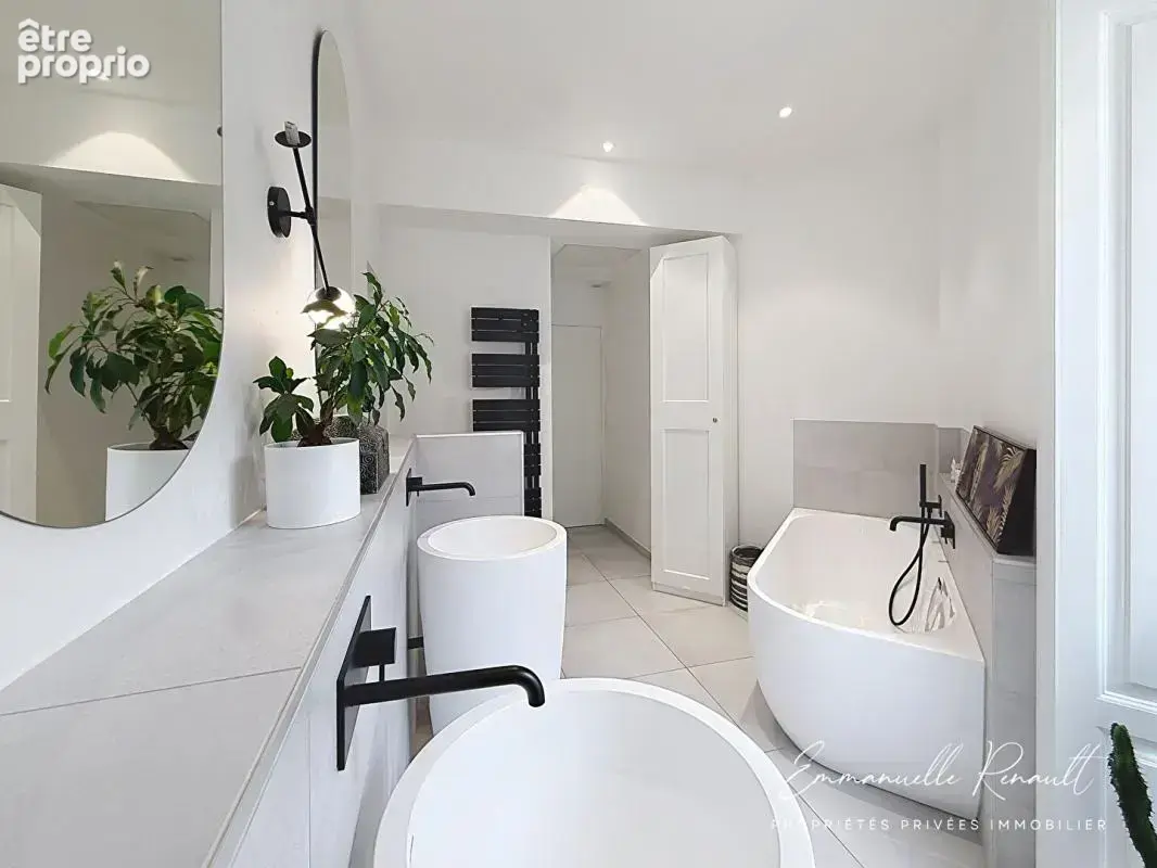 VANNES · PORT À 50 MÈTRES. APPARTEMENT D'EXCEPTION de 150,50 m², 4 chambres · Élégance et prestations haut de gamme - photo 10