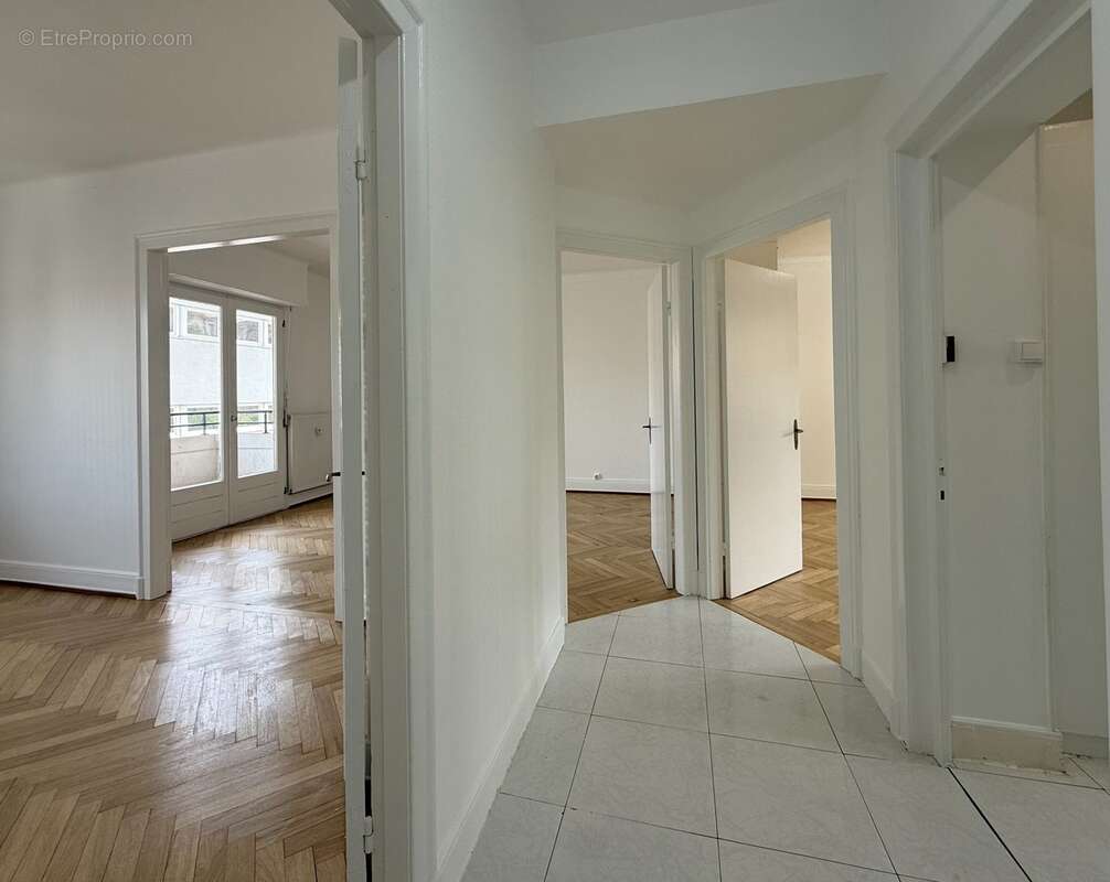 Appartement à vendre 3 pièces, deux balcons, STRASBOURG (67) - photo 7