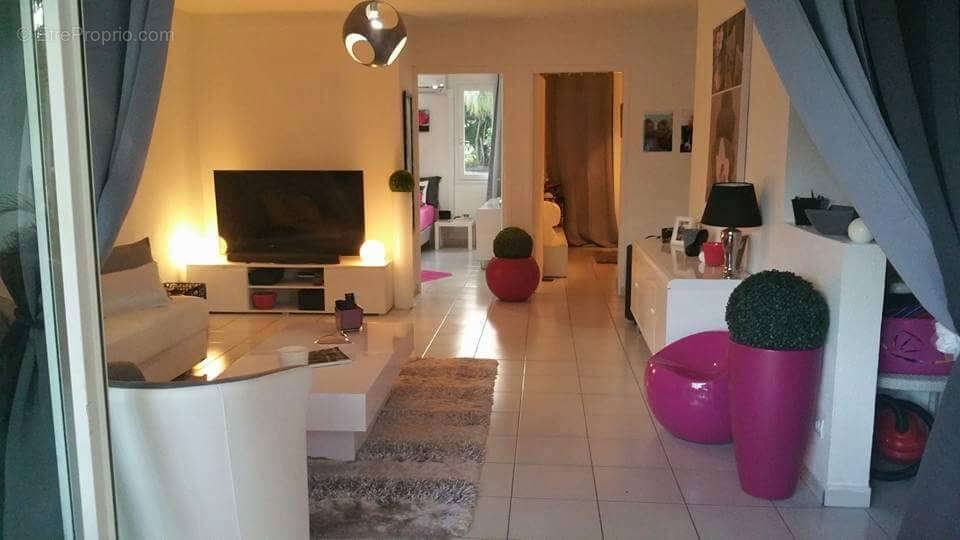 Appartement à PETIT-BOURG