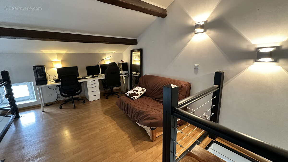 Appartement à BEAUMONT-LES-VALENCE
