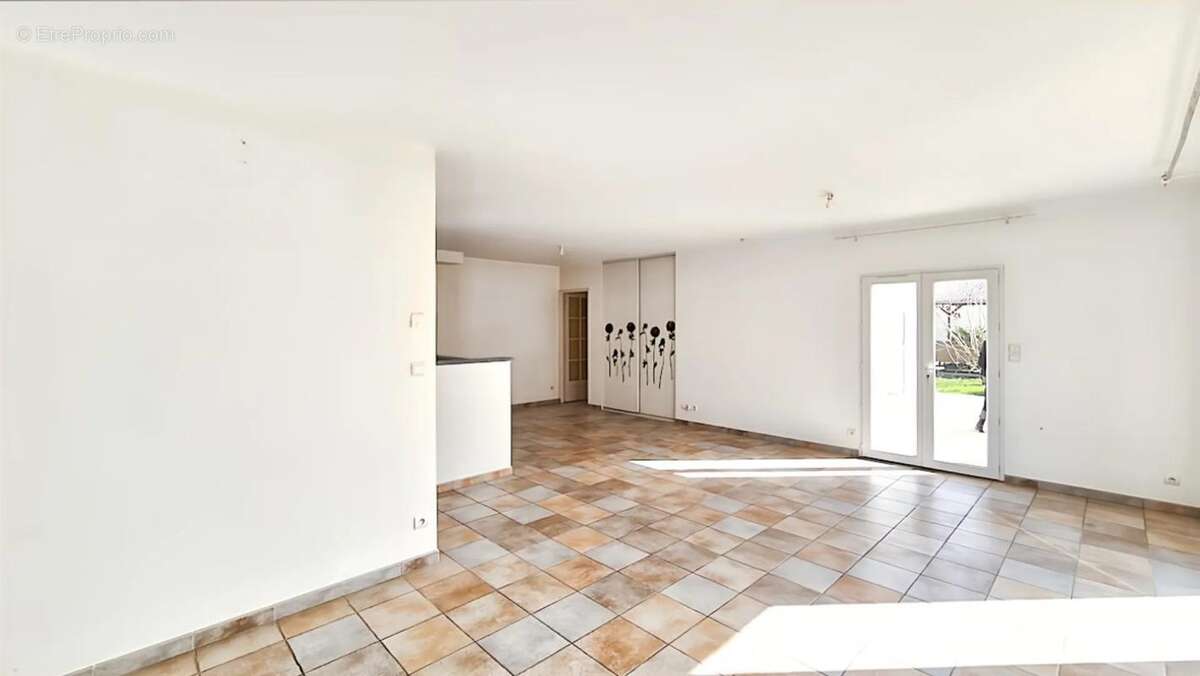 Maison à SAINT-MICHEL-EN-L'HERM