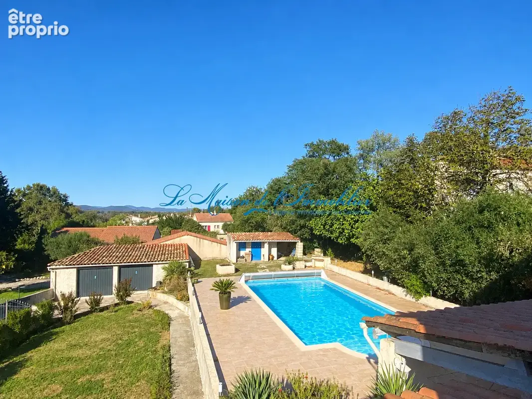 Sud d'Anduze, maison F7 avec double garage, piscine sur 2411 m2 de terrain clos et arboré - photo 1