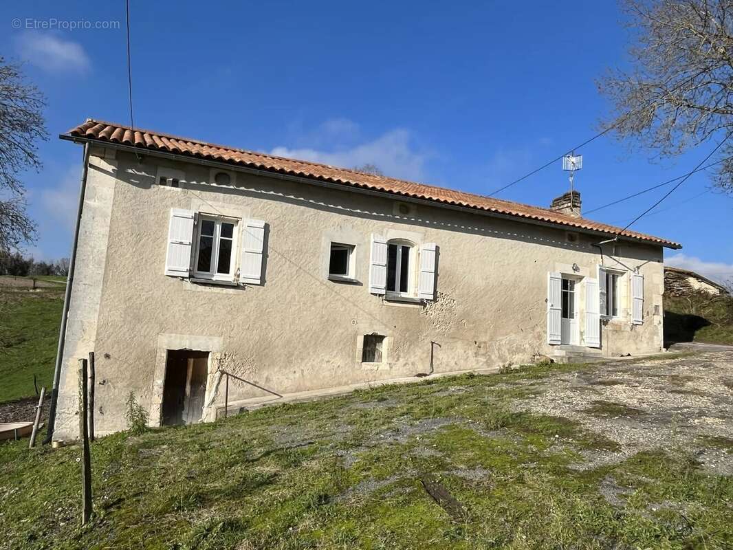 Maison à VERTEILLAC