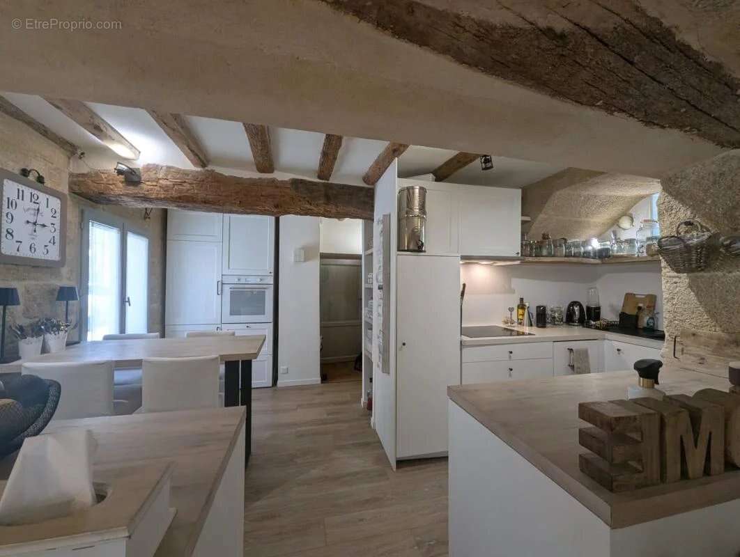 Maison à VERS-PONT-DU-GARD