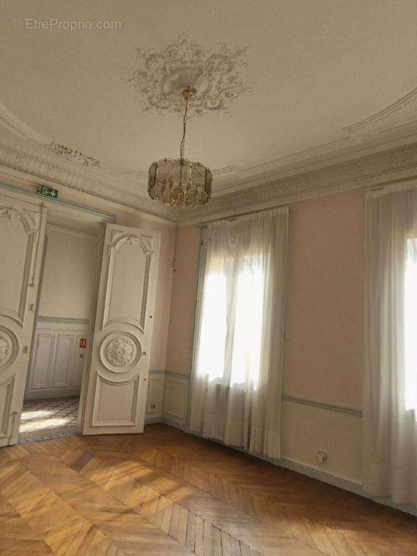 Maison à COMPIEGNE
