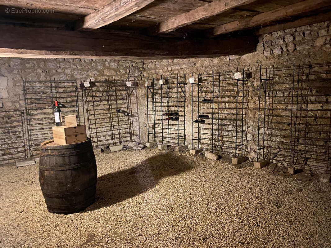 Maison à ROULLET-SAINT-ESTEPHE