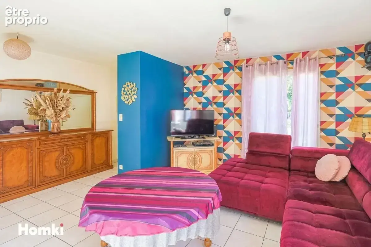 Maison de plain-pied – 4 chambres, piscine et grand garage – Montauban - photo 5