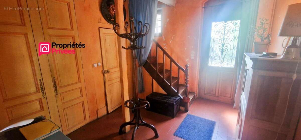 Selles sur Cher maison 140 m² - 5 pièces - 3 chambres - bureau - dépendances - photo 4