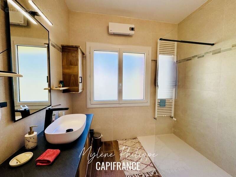 Appartement à SERRES