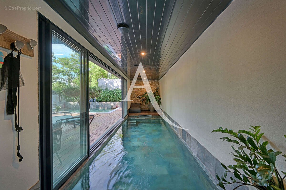 Maison à SAINT-JEAN-DE-VEDAS