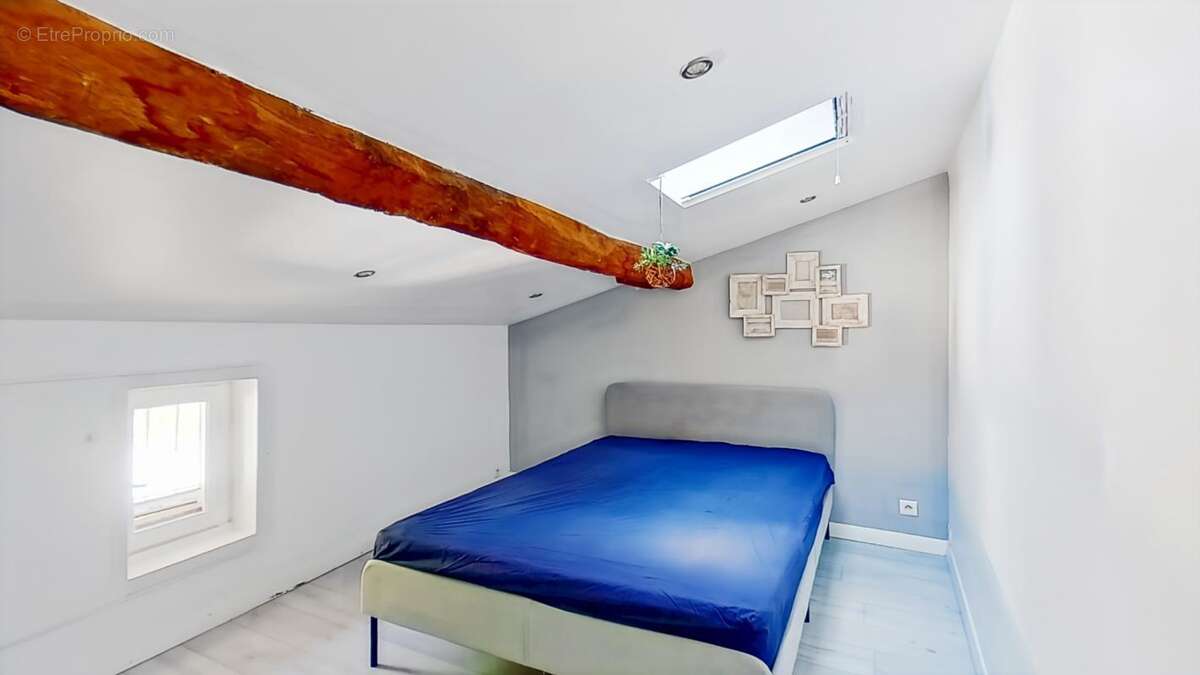 Appartement à MIRIBEL