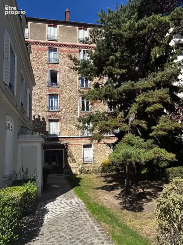Appartement à ENGHIEN-LES-BAINS